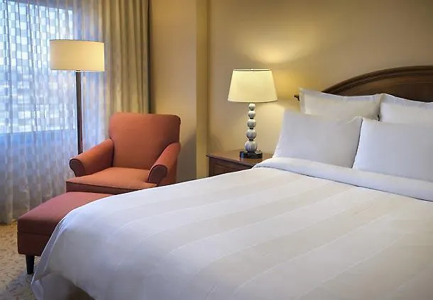 ***  Отель Newark Liberty International Airport Marriott США